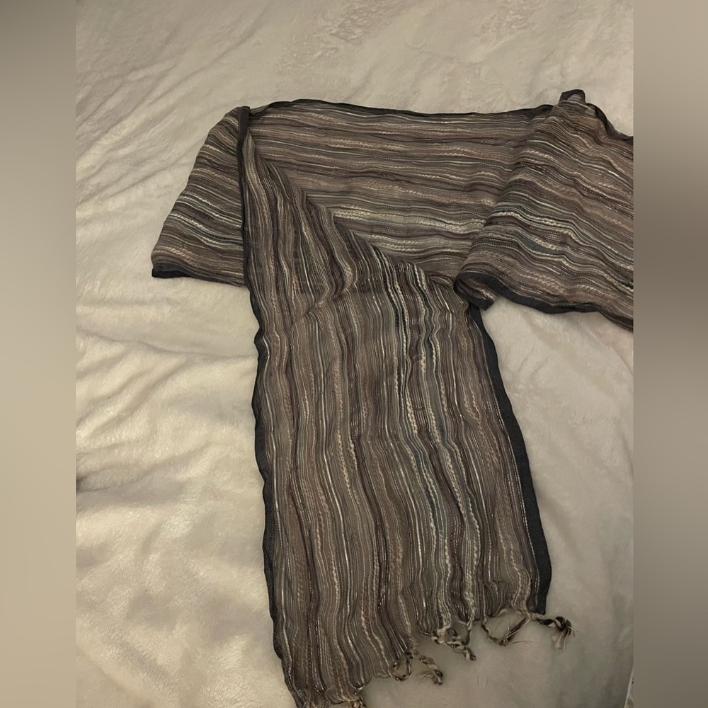 Ladies grey Mexican scarf